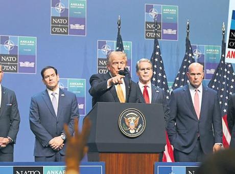 Donald Trump: NATO Zirvesi'nde Erdoğan'a Övgülerle Veda Etti