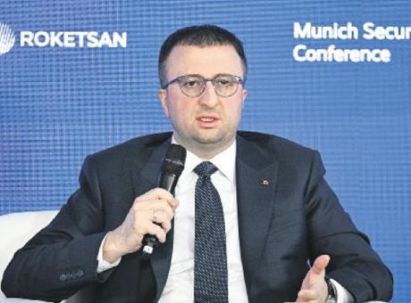 Türkiye'nin Savunma Sanayisi Yurt Dışı Siparişlerinde İki Kat Artış Gösterdi