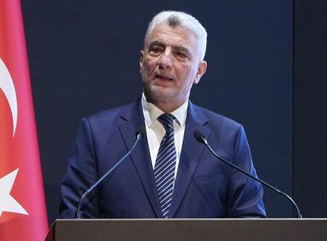 Otomotiv Sektöründe Türkiye'nin Yükselişi: Bakan Bolat Açıklamalarda Bulundu
