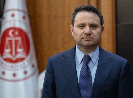 Bakan Gürlek'ten Anlamlı Ayasofya Paylaşımı: Tarihi Anın Gururunu Yaşadı