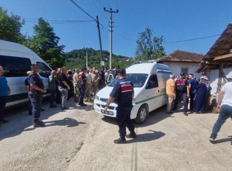 Düzce kan donduran olay! Tartıştığı ağabeyini bulamayınca yengesini öldürdü