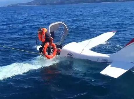 Rize’de denize acil iniş yapan özel uçaktaki 2 kişi hakkında yeni gelişme