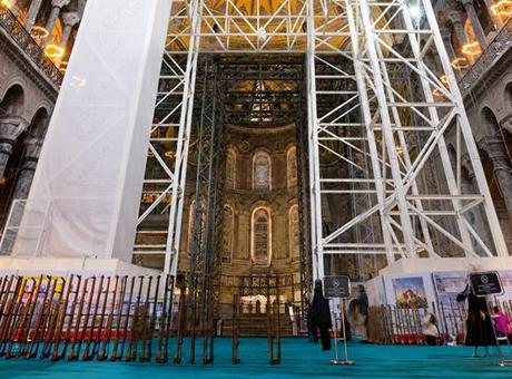 Ayasofya'nın mihrap bölümündeki kubbede güçlendirme çalışmaları başlıyor